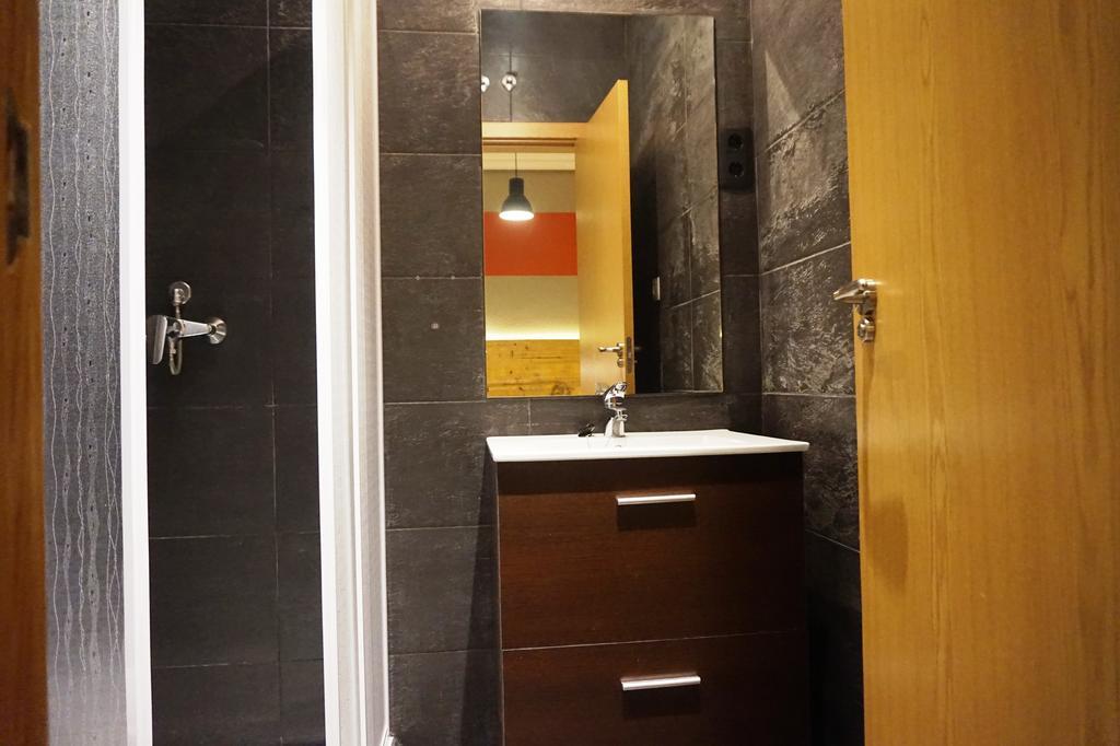 Far Home Atocha Madri Exterior foto