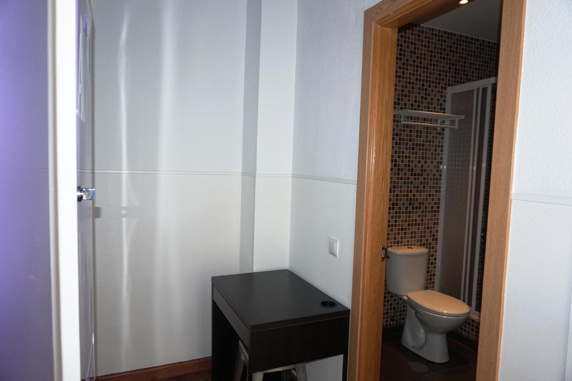 Far Home Atocha Madri Exterior foto