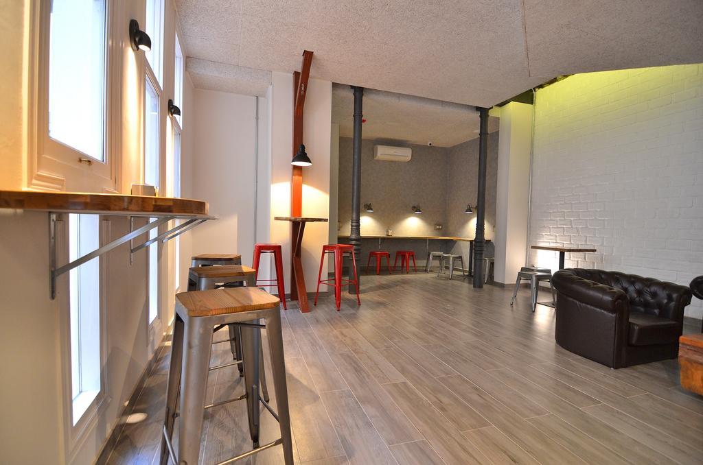 Far Home Atocha Madri Exterior foto