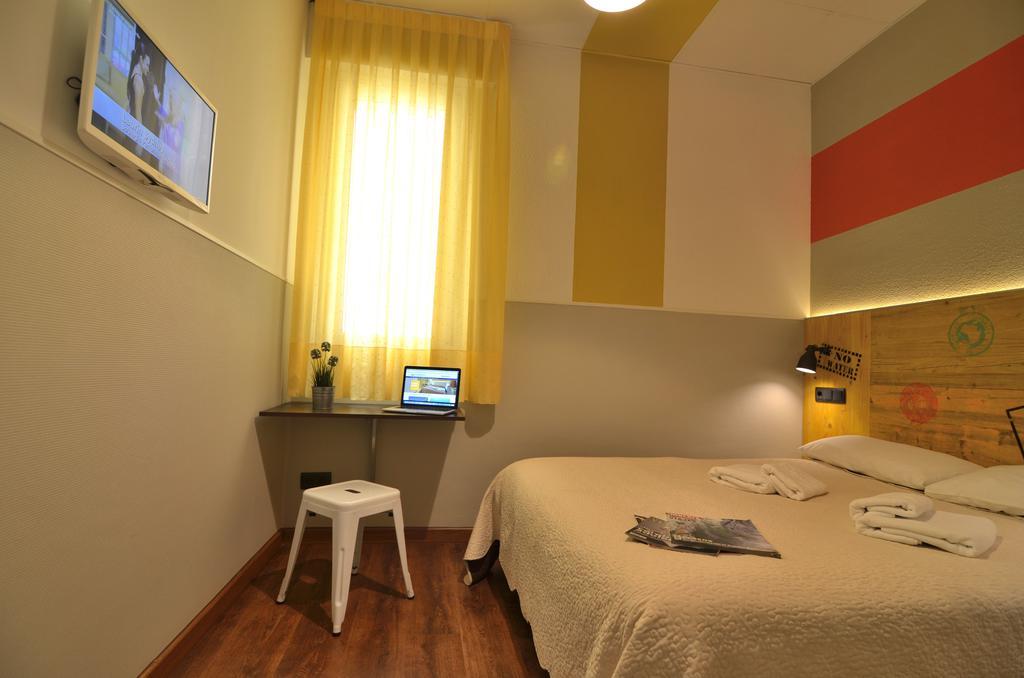 Far Home Atocha Madri Exterior foto